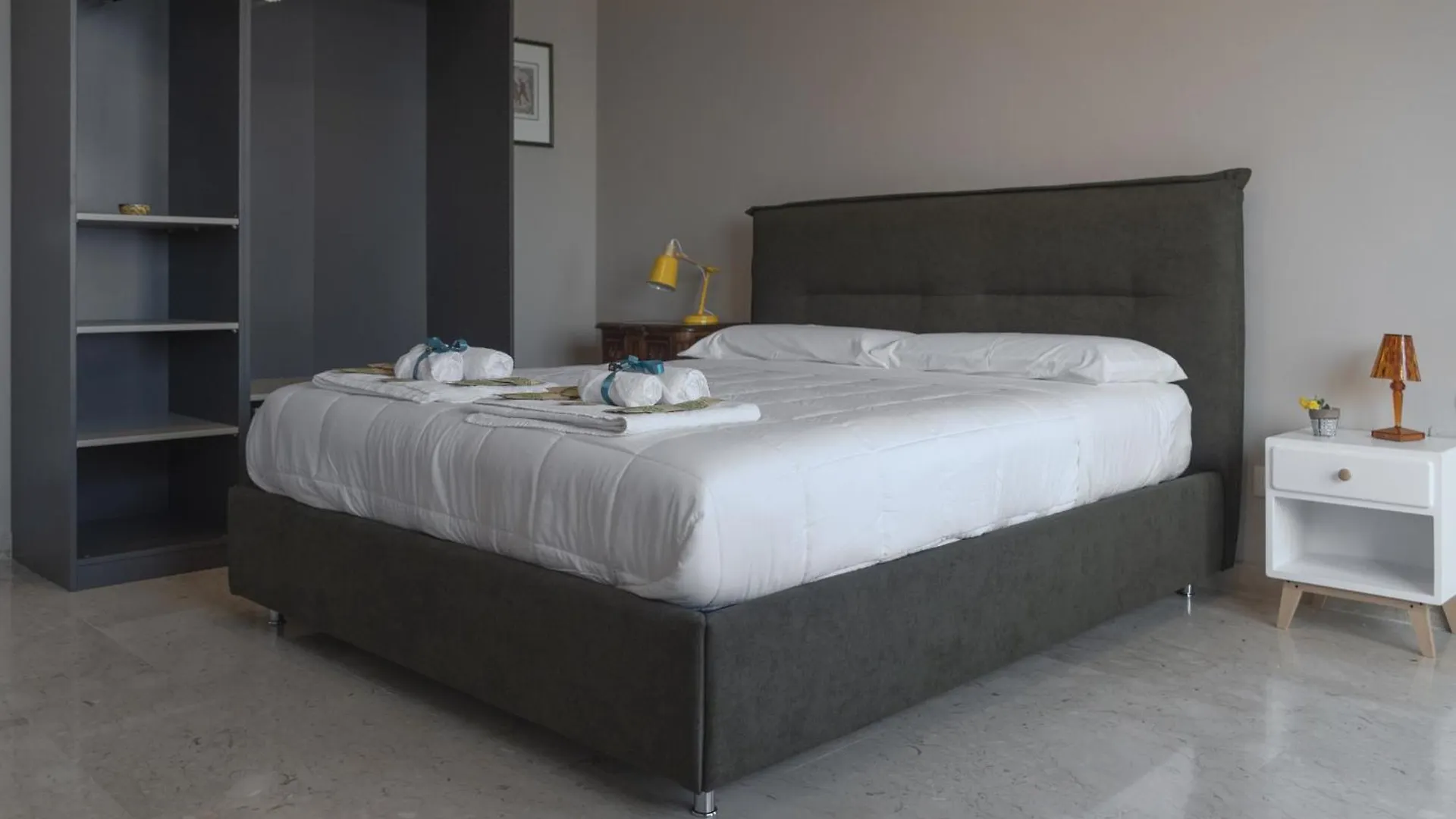Apartment Martiri Home Catania Italy