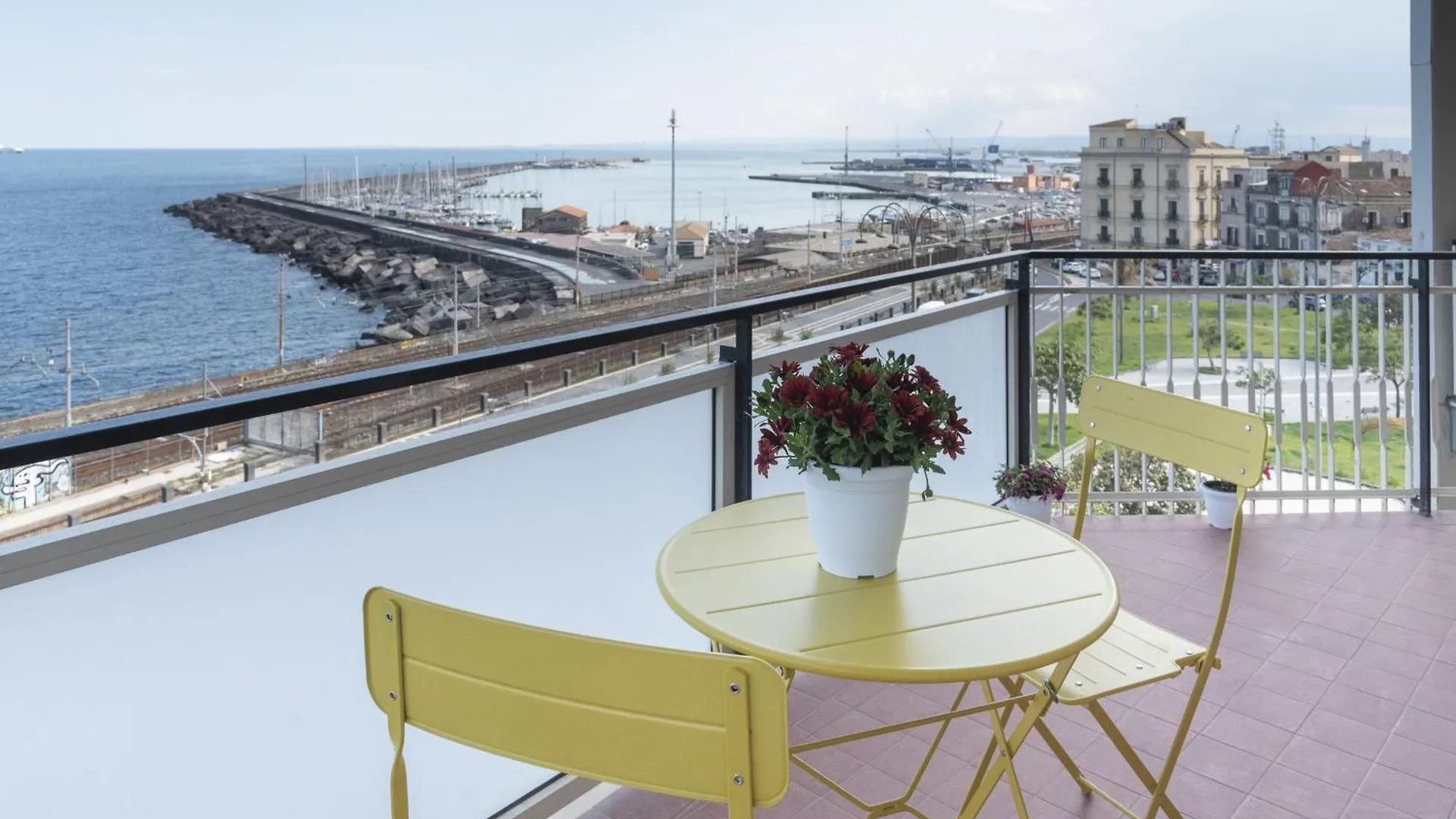 Martiri Home Catania