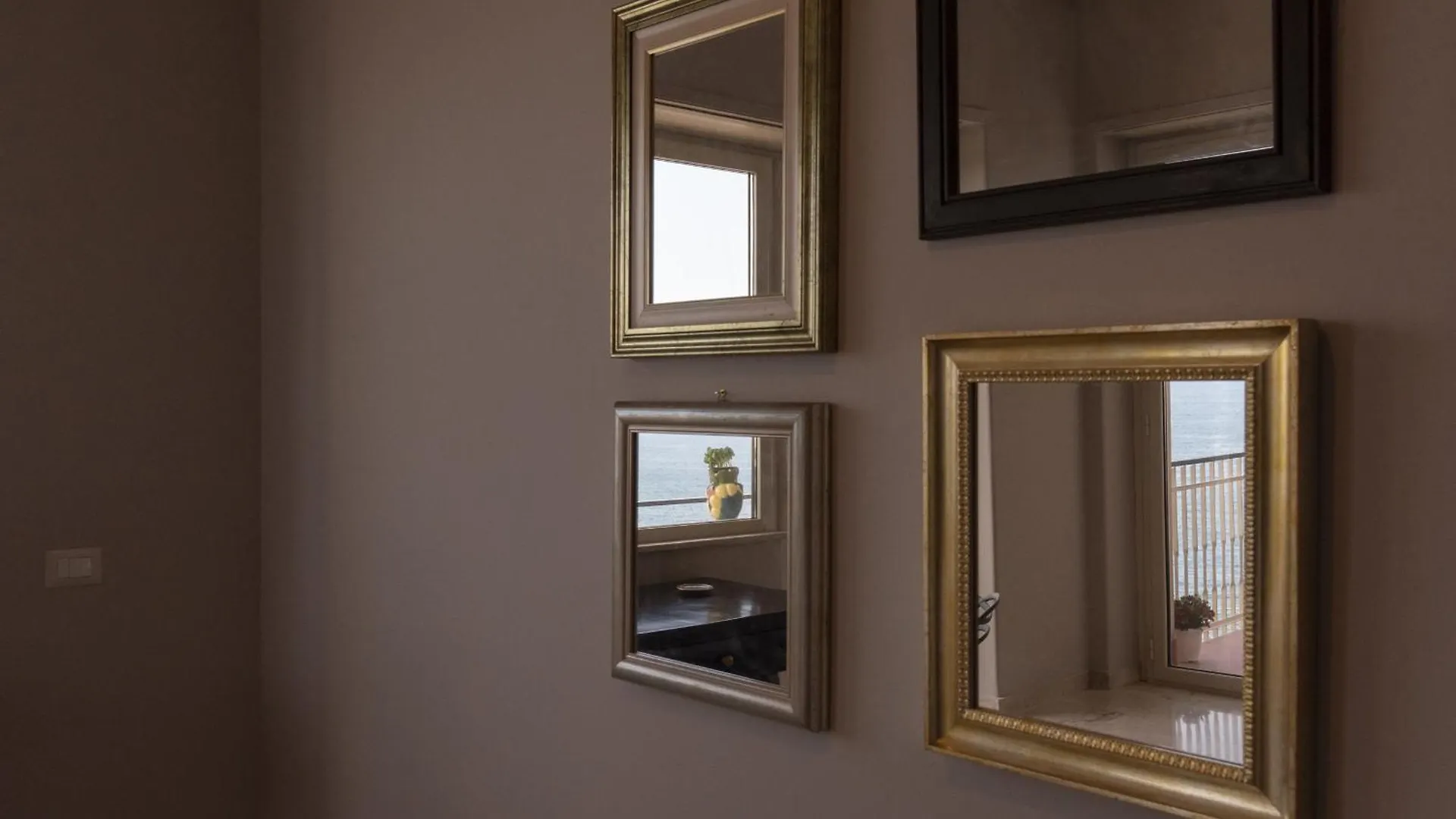 Apartment Martiri Home Catania Italy