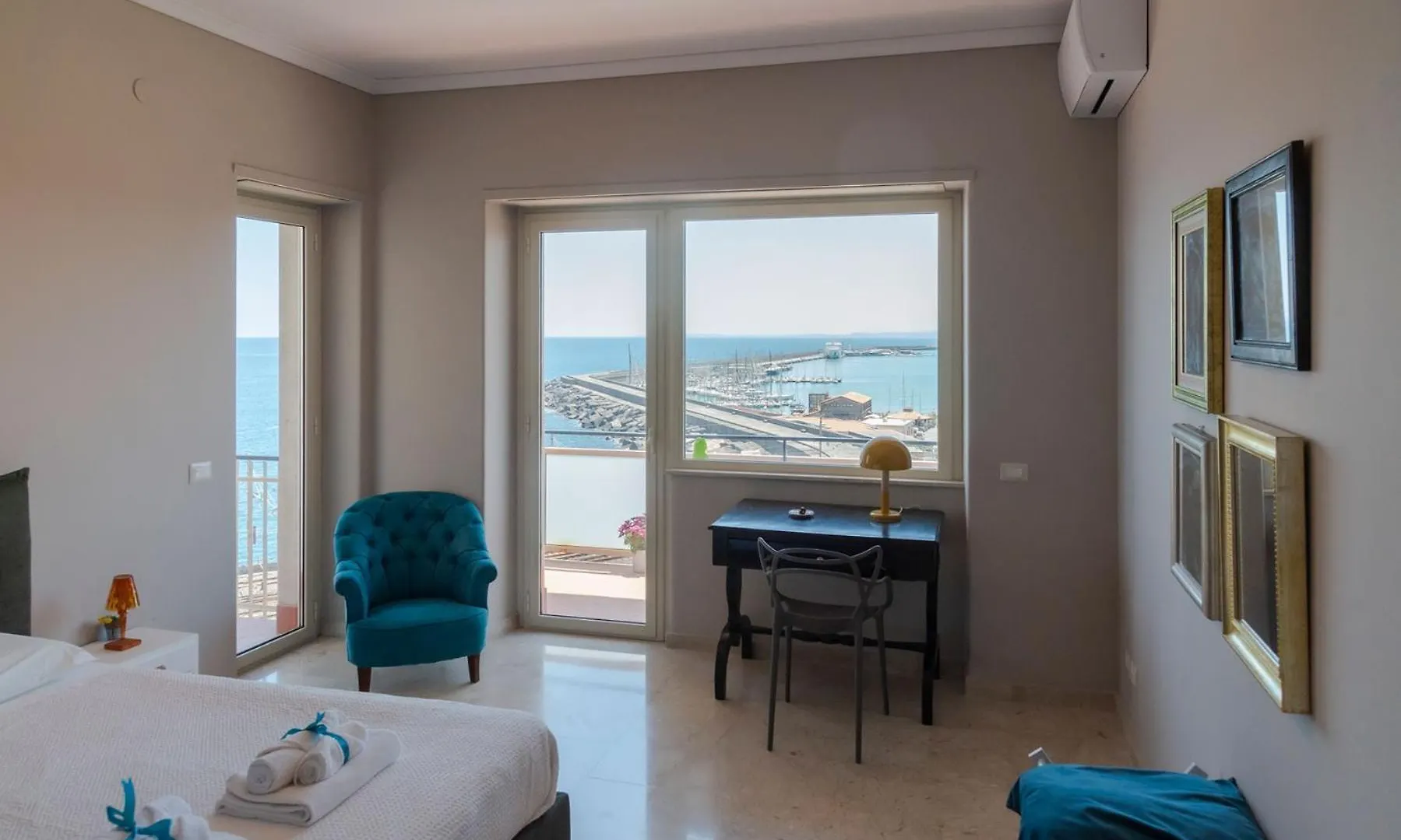 Martiri Home Catania